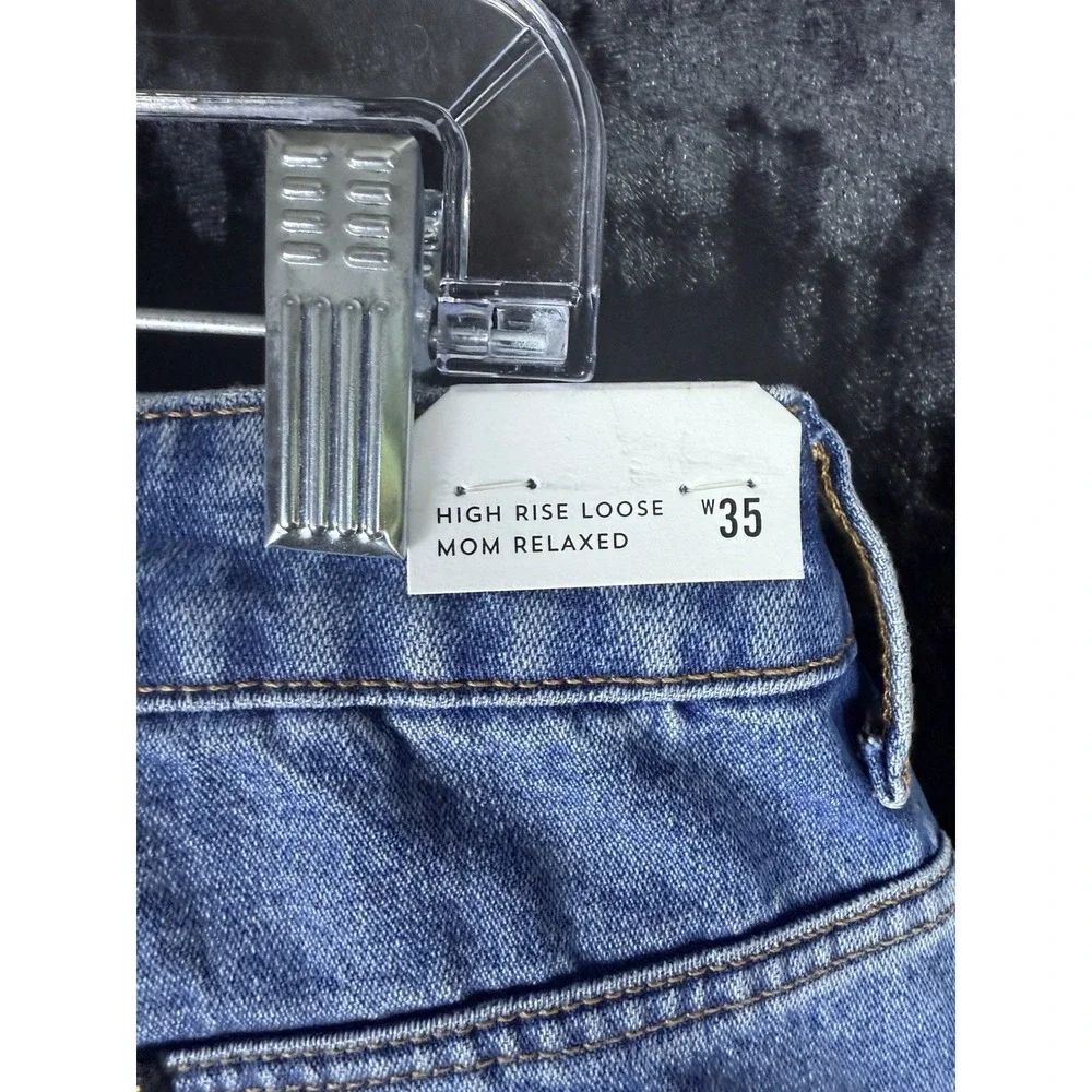 Wrangler Mom Straight High Rise Blue Jeans Womens 35x28 Denim Distressed‎ NWT